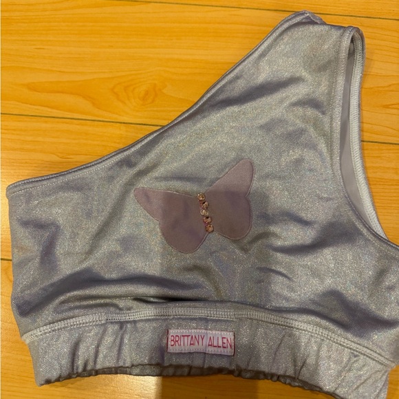 Brittany Allen butterfly sports bra - Picture 2 of 3